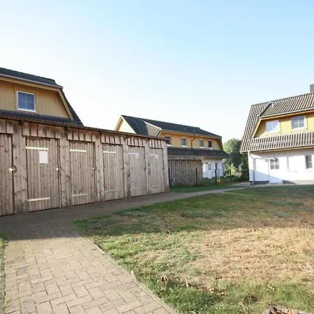 Gemuetliche Mit Grill Und Garten Apartment